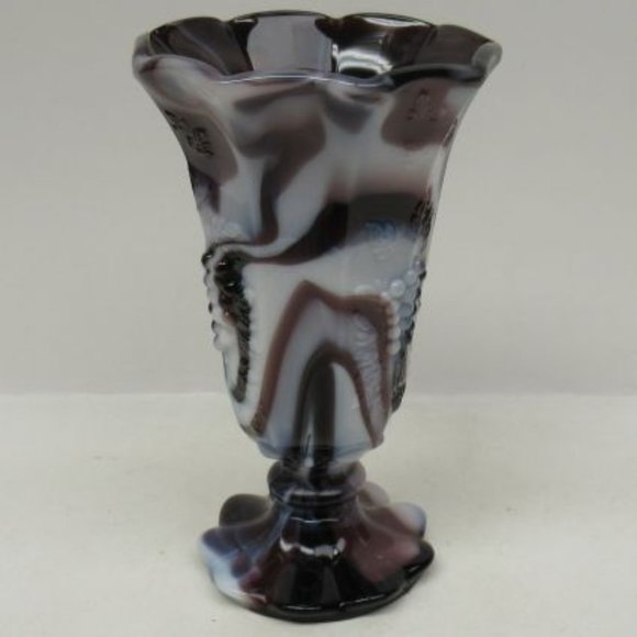 Westmoreland Purple Slag Glass PANELED GRAPE 6 Inch High Flower Vase, OL - Picture 3 of 4